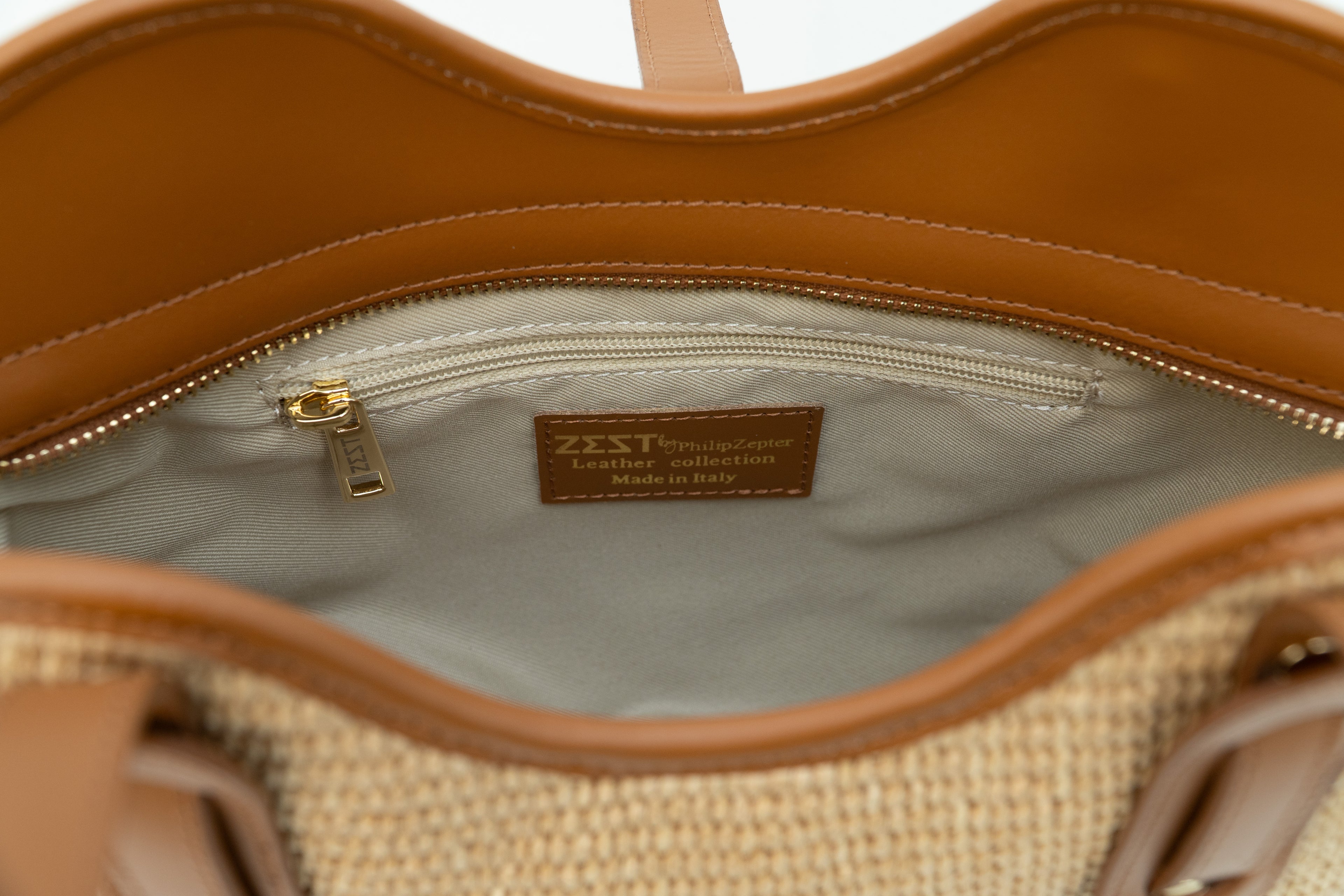 Borsa Tote in Pelle e Paglia - ZS-2514 – alternate angle – ZEST by Philip Zepter