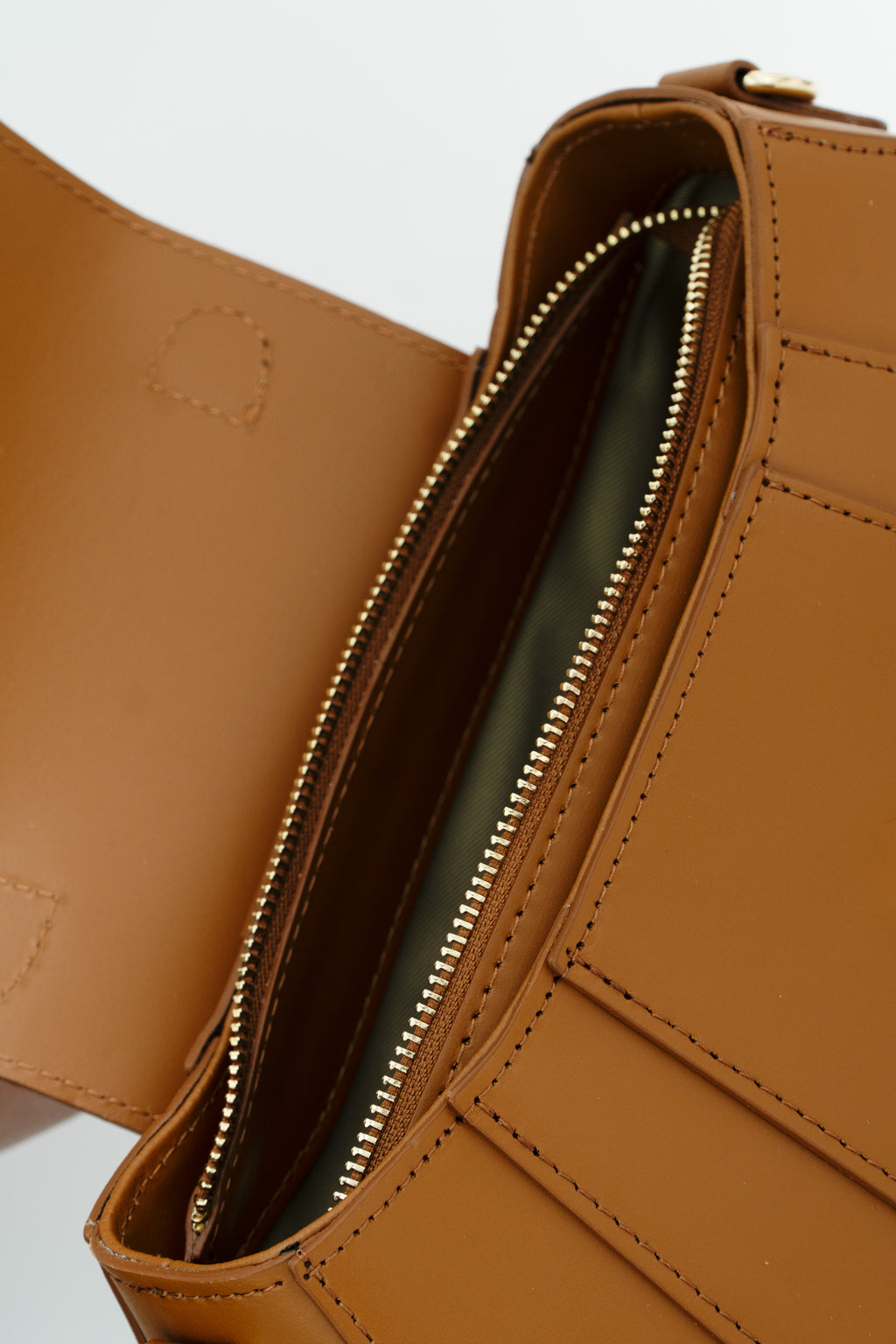 Structured Satchel – ZS-2535