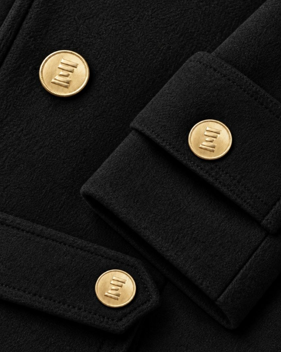 Cappotto con Bottoni Oro TITAN — PRE-ORDER — PZ006 TITAN