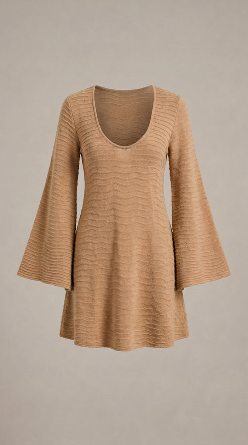 Abito Corto Onde Cashmere & Lamé Maniche Campana — PRE-ORDER – styled detail view – Philip Zepter
